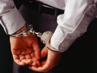 القبض على 4 اجانب حاولوا سرقة بيانات من صراف آلي