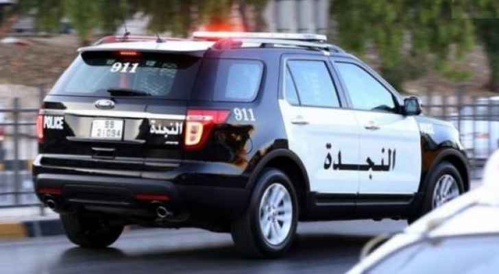 إصابة رجلي أمن تدهورت مركبتهما في وادي ببني كنانة
