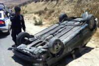 وفاة رجل وزوجته واصابة طفلتهما بحادث تدهور في الزرقاء