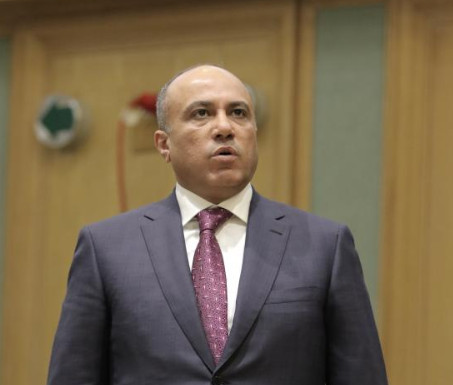 القيسي يستقبل المهنئين اليوم