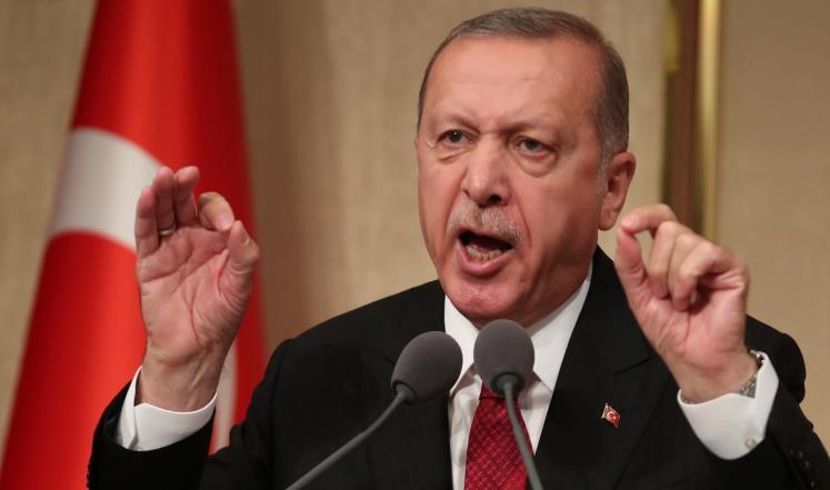 أردوغان: نبحث عن مواد سامة في القنصلية
