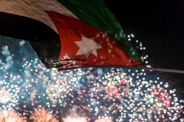 الأردنيون يحتفلون بالقرار التاريخي