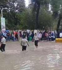 فيضانات وسيول داخل حرم الجامعة الأردنية (صور)
