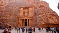 إغلاق 50 مكتب سياحة وسفر منذ بداية العام