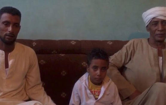 مصر تسجن طفل بتهمة مقاومة السلطات