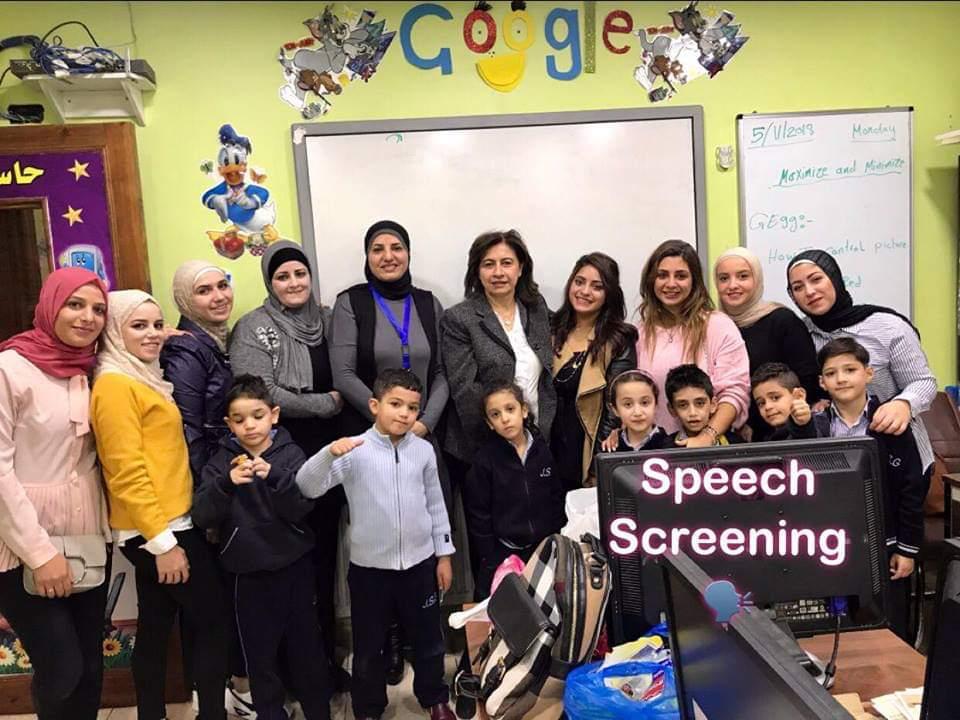 عمان الاهلية تجري فحوصات عملية لتلاميذ من مدارس الجامعة الاولى