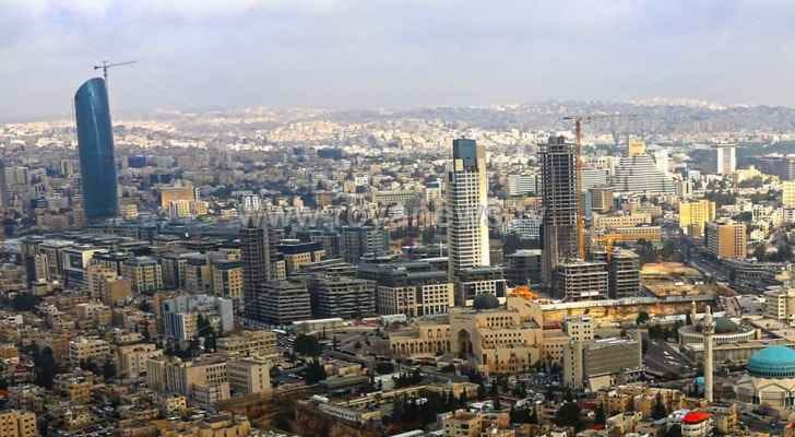 زخات متفرقة من الأمطار