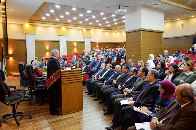 عمان الاهلية تفتتح مدرج "محمود درويش" في كلية الآداب والعلوم
