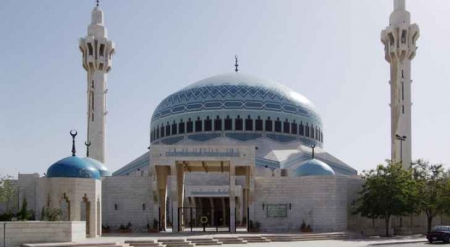 الاوقاف توضح سبب رفع أذان الفجر في موعد صلاة الظهر