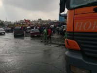 الرزاز يوعز بالتحقيق في حادثة سقوط الطفلة ومنقذها بخريبة السوق - فيديو