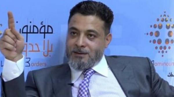 تجميد عضوية " قنديل "