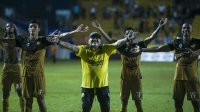 بالفيديو.. مارادونا يعجز عن الرد على سؤال في أغرب مقابلة
