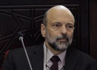 تعميم هام من رئيس الوزراء عمر الرزاز