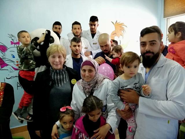 كلية التمريض بـ عمان الاهلية تشارك بيوم التغيير في مستشفى الحسين