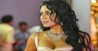 البابا تواضروس يعلق على فستان رانيا يوسف المثير للجدل (فيديو)