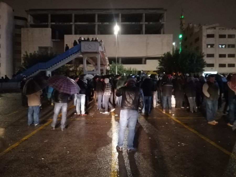 الحكومة: نحترم حق الاحتجاج ونرفض مخالفة القانون