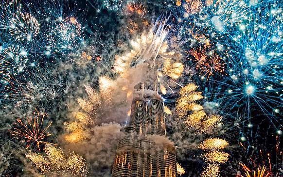 في ليلة رأس السنة... ألف دولار سعر وجبة العشاء في دولة خليجية