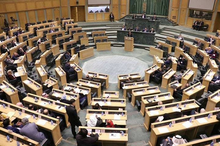 موافقة نيابية على رفع مدة مجلس "المحامين"