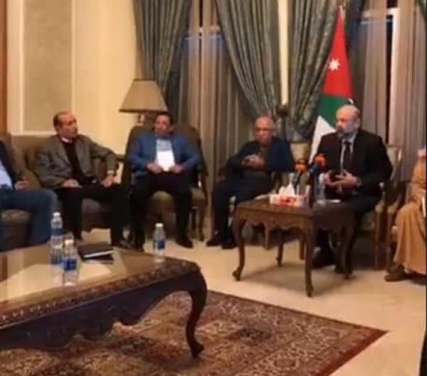 بحضور فريقه الوزاري.. هكذا حاور الرئيس الرزاز "الحراكيين والناشطين"