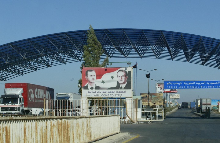 السماح بدخول مركبات السوريين للأردن