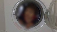 طفل يقتل شقيقه داخل غسالة المنزل