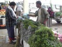 جولة وزارية الى سوق العارضة 