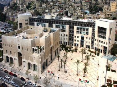 خلافات تعصف مجلس أمانة عمّان 