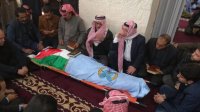 الاردنيون يشيعون جثمان الشيخ سلطان العدوان