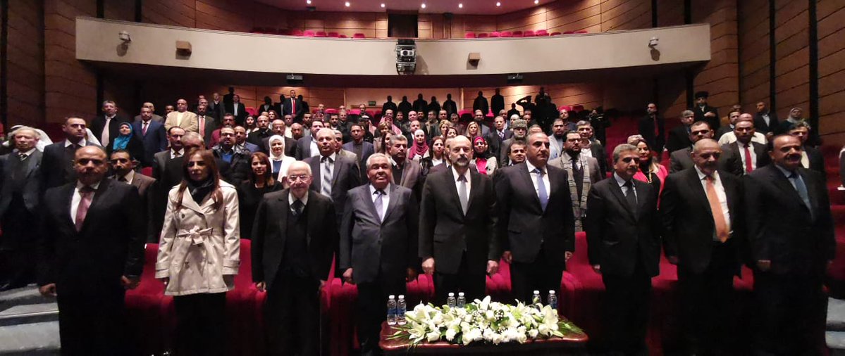 مندوبا عن الملك .. الرزاز  يرعى حفل توزيع جائزة الملك عبدالله الثاني للابداع (صور)