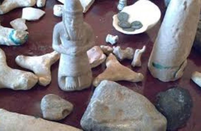استعادة قطع أثرية من اسبانيا