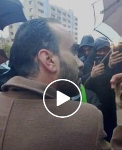 شاهد .. ضبط شاب يسب الذات الإلهية في محيط الدوار الرابع