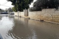 مواطنون يشتكون تجمعات مائية تعيق دخول منازلهم في اربد