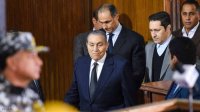 النيابة تدعو لمصادرة أموال "قضية البورصة" في مصر