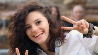 جنازة الفلسطينية "آية مصاروة" تتحول لمسيرة غضب (فيديو)