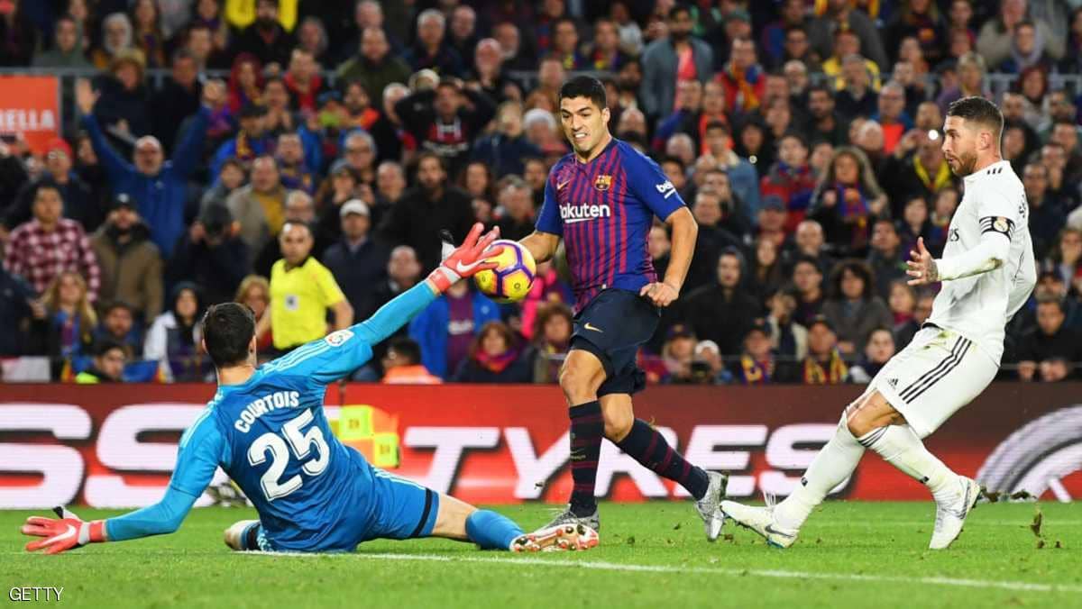 ريال مدريد يتغلب على برشلونة.. "بالمال"