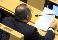 دودين يطالب بشمول متعاطي المخدرات بالعفو العام