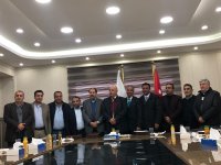 النقيب احمد اليعقوب يكرم لجنة الطرق لجهودها في طريق البحر الميت