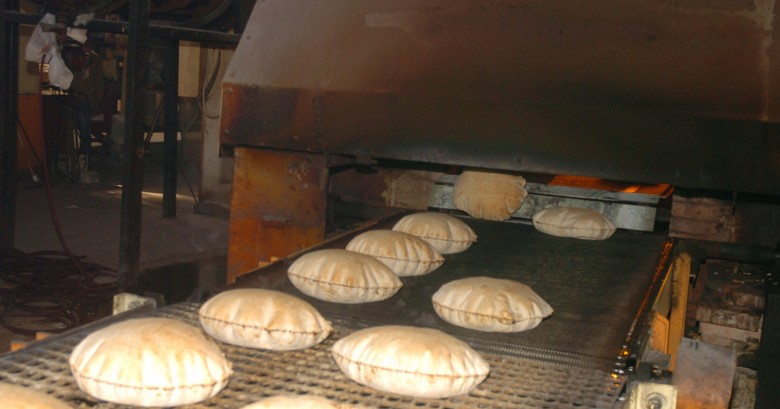 مطالب بصرف دعم الخبز