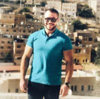 وفاة طبيب في الخدمات الطبية وهو على رأس عمله