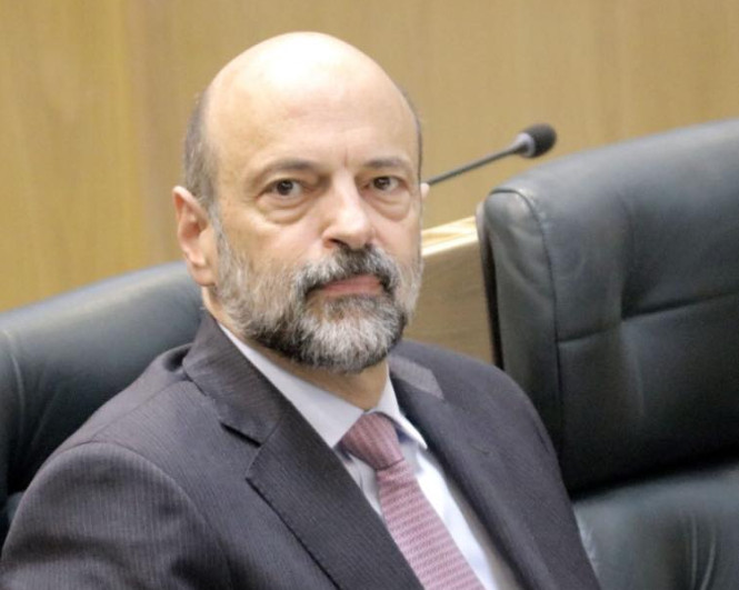 الرزاز: ليس عيبا أن يكون الإنسان شقيق وزير أو نائب