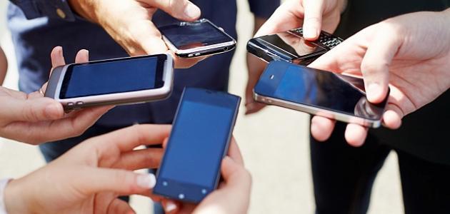 مخاطر استخدام الهواتف بعد بلاغ بقتل فتاة 