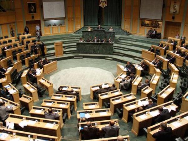 بالفيديو .. الحكومة تؤيد بيان النواب برفض محاولات الاحتلال تهويد القدس
