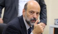 ردا على رئيس الوزراء .. "ليس عيبا ان يكون شقيق النائب وزيرا"