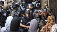 اعتقال فلسطينيات في المسجد الأقصى