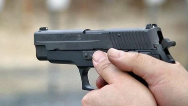 "الأمن" يكشف حقيقة موت شاب ووالدته باطلاق نار 