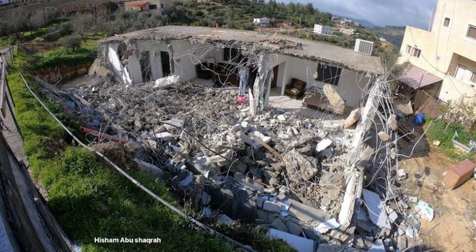 الاحتلال يجبر فلسطيني على هدم مبنى يملكه في الداخل المحتل