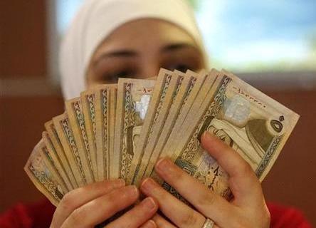 "الضمان" يعلق على صرف رواتب التعطل عن العمل والتقاعد المبكر