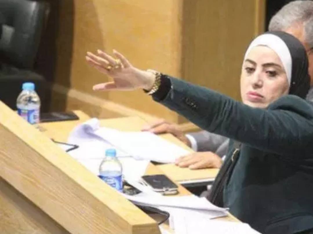 بني مصطفى تهاجم وزيرة التخطيط وتعلن مقاطعة اجتماعاتها