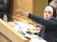 بني مصطفى تهاجم وزيرة التخطيط وتعلن مقاطعة اجتماعاتها