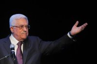 عباس : نمد أيدينا لأي حكومة تؤمن بحل الدولتين